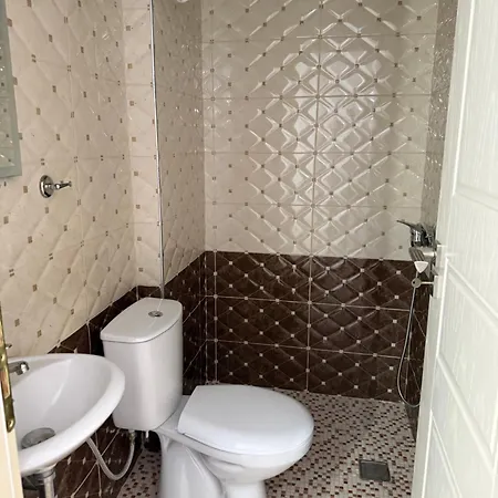 Likaj Rent Apartament *